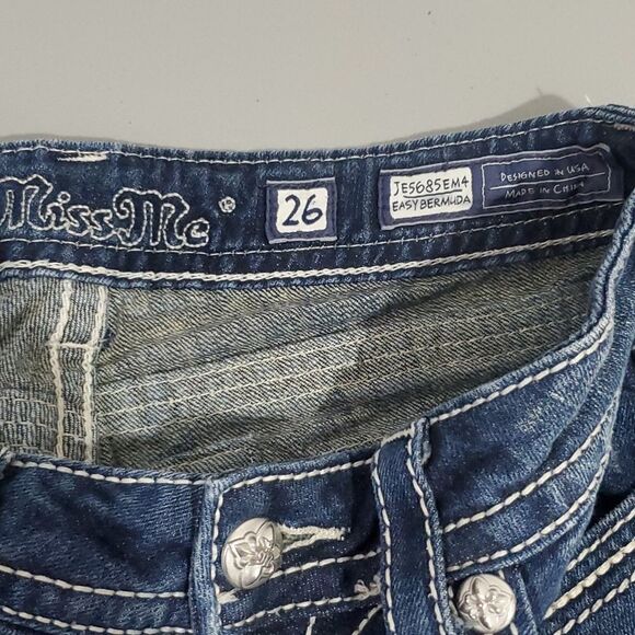 miss Me dark wash jean shorts - Picture 6 of 7